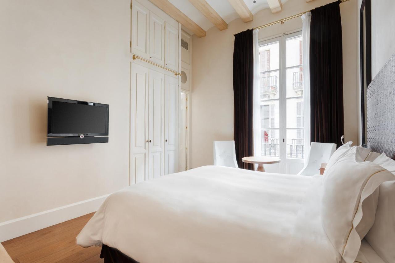 Sonder DO Plaça Reial Barcelona Exterior foto A room at the hotel