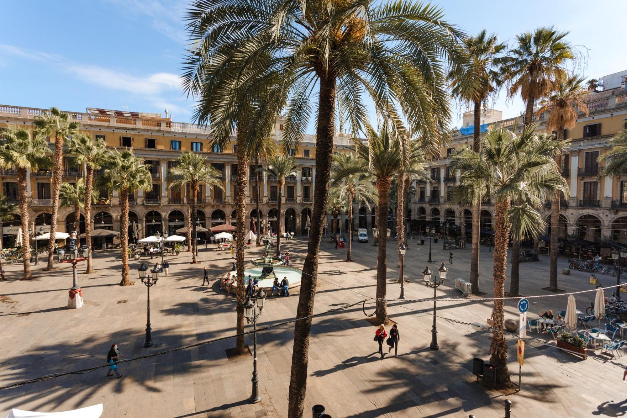 Sonder DO Plaça Reial Barcelona Exterior foto Plaça Reial